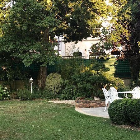 Le Jardin De Fresnes Bed and Breakfast Eksteriør billede